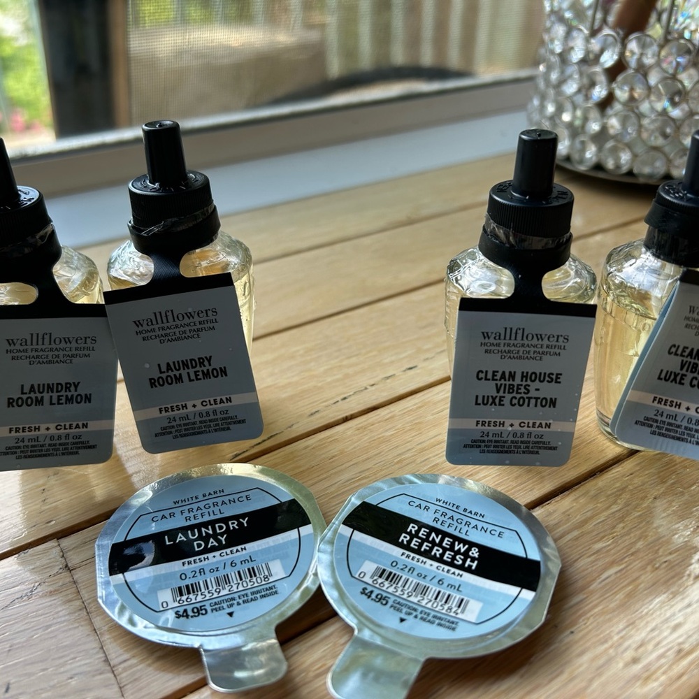 Bath & Body Works wallflowers refills & car freshener refills (Fresh + Clean)